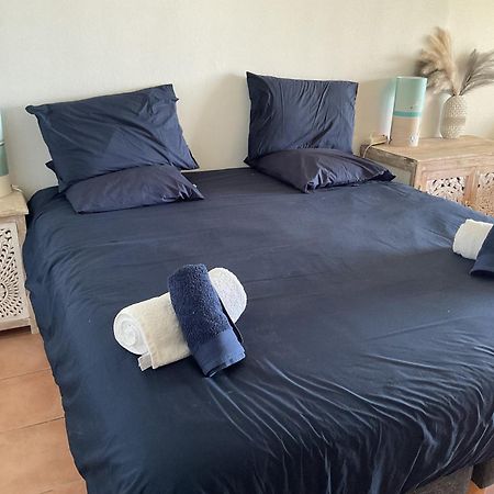MARTIAL TROPIQUES Appartement refait à neuf vue mer Pierre&vacances Sainte-Anne  Extérieur photo