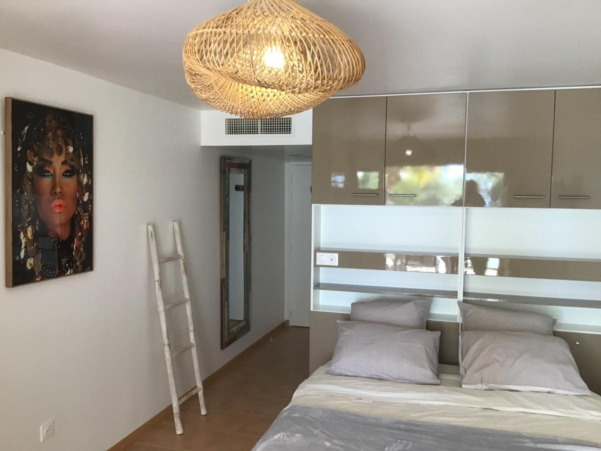 MARTIAL TROPIQUES Appartement refait à neuf vue mer Pierre&vacances Sainte-Anne  Extérieur photo