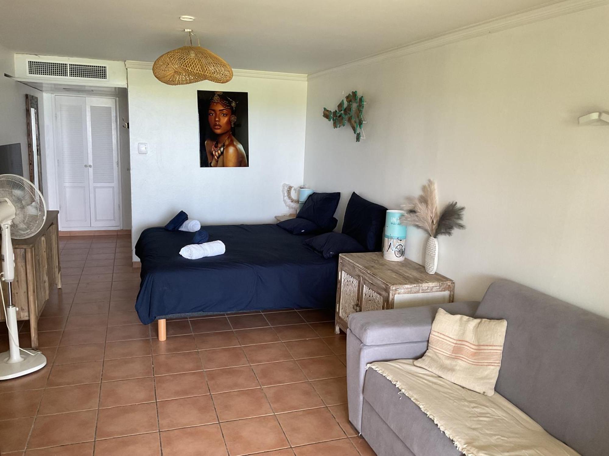 MARTIAL TROPIQUES Appartement refait à neuf vue mer Pierre&vacances Sainte-Anne  Extérieur photo